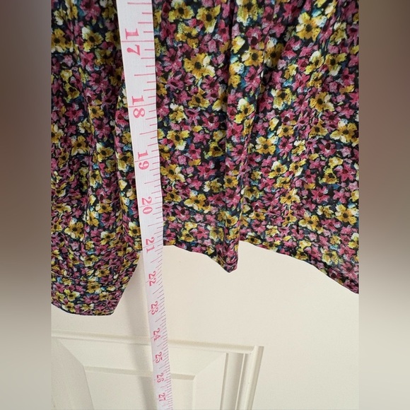 J.Crew Cinched-waist organic cotton top in Liberty® Busy Izzy fabric Size 10 - Picture 8 of 10